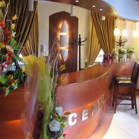 Hotel Korona Ciechanów Buitenkant foto